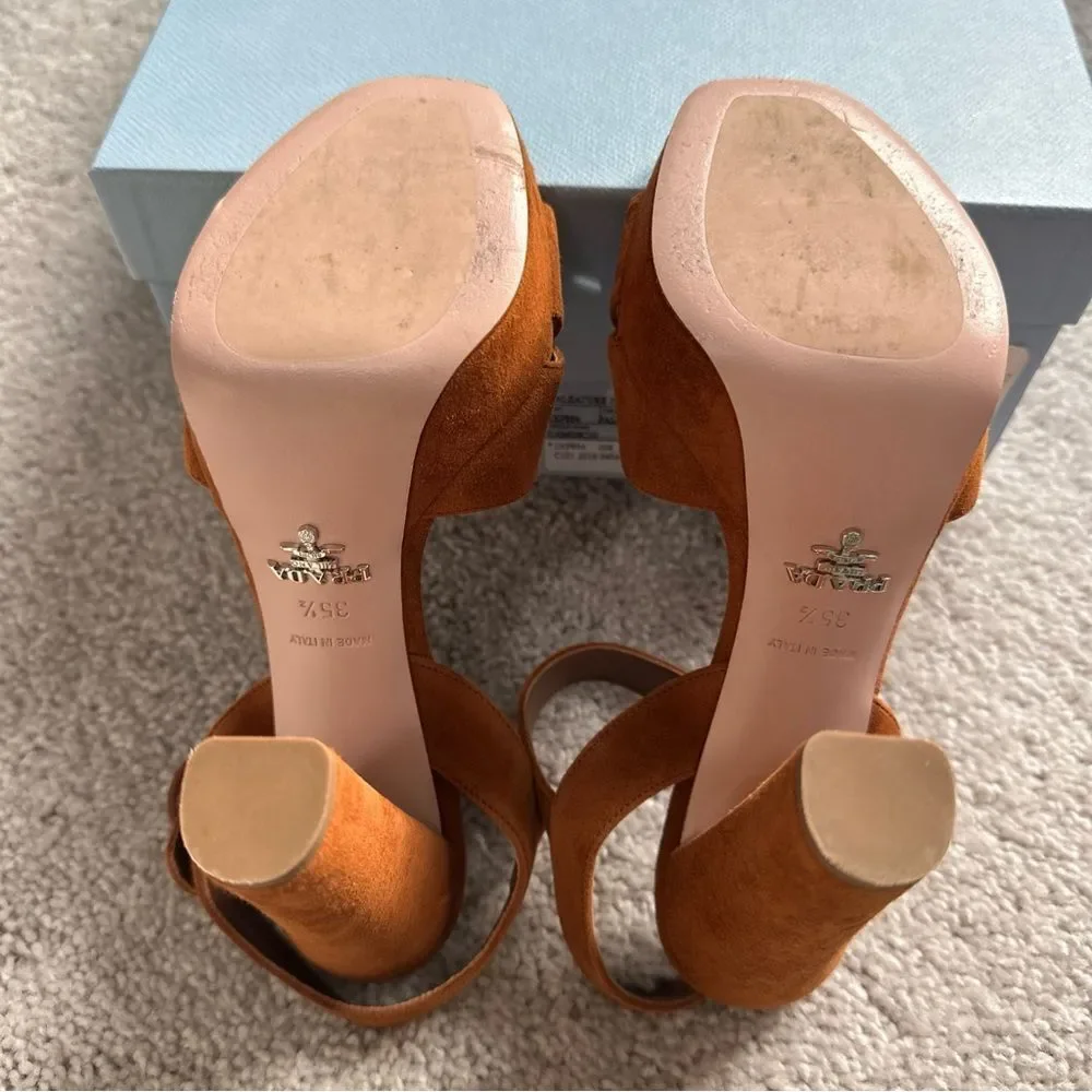 100% AUTHENTIC PRADA WOMENS CAMOSCIO SUEDE PLATFORM HEELED SANDALS SZ 5.5